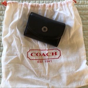 Coach Travel Contact Kens Case